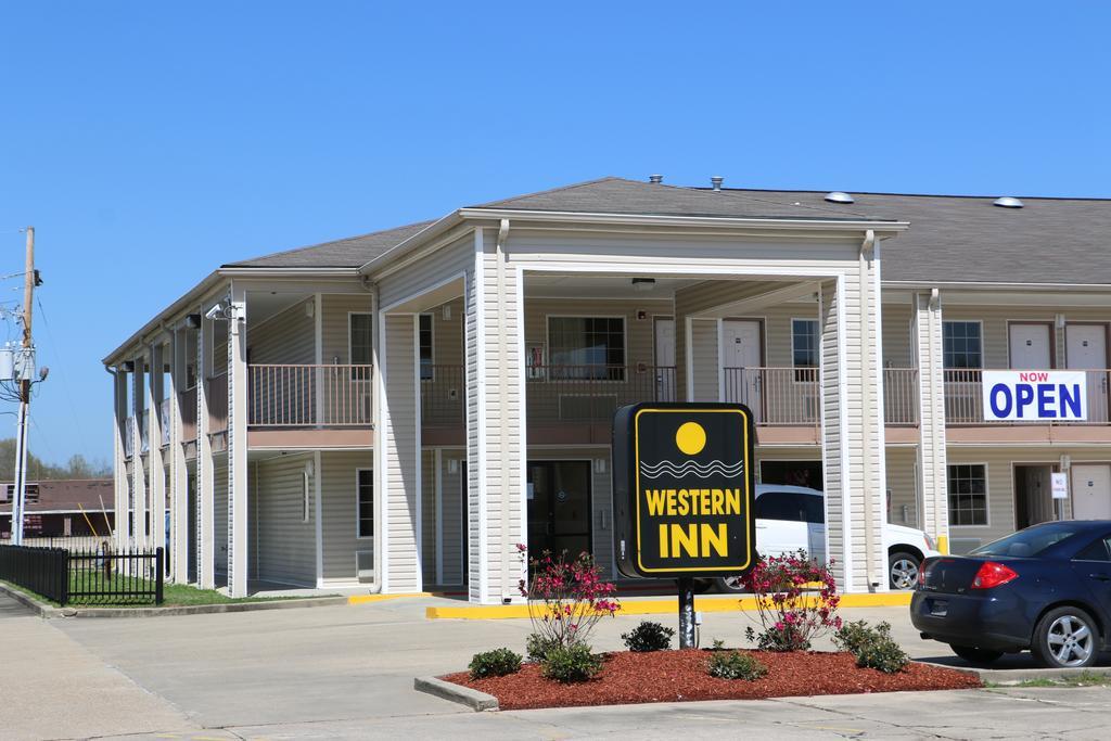 Western Inn Baker Eksteriør bilde